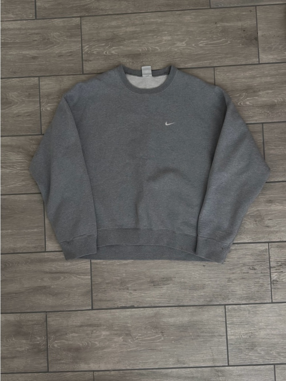 Nike Men's Heather Gray Crewneck Sweatshirt with Small Swoosh